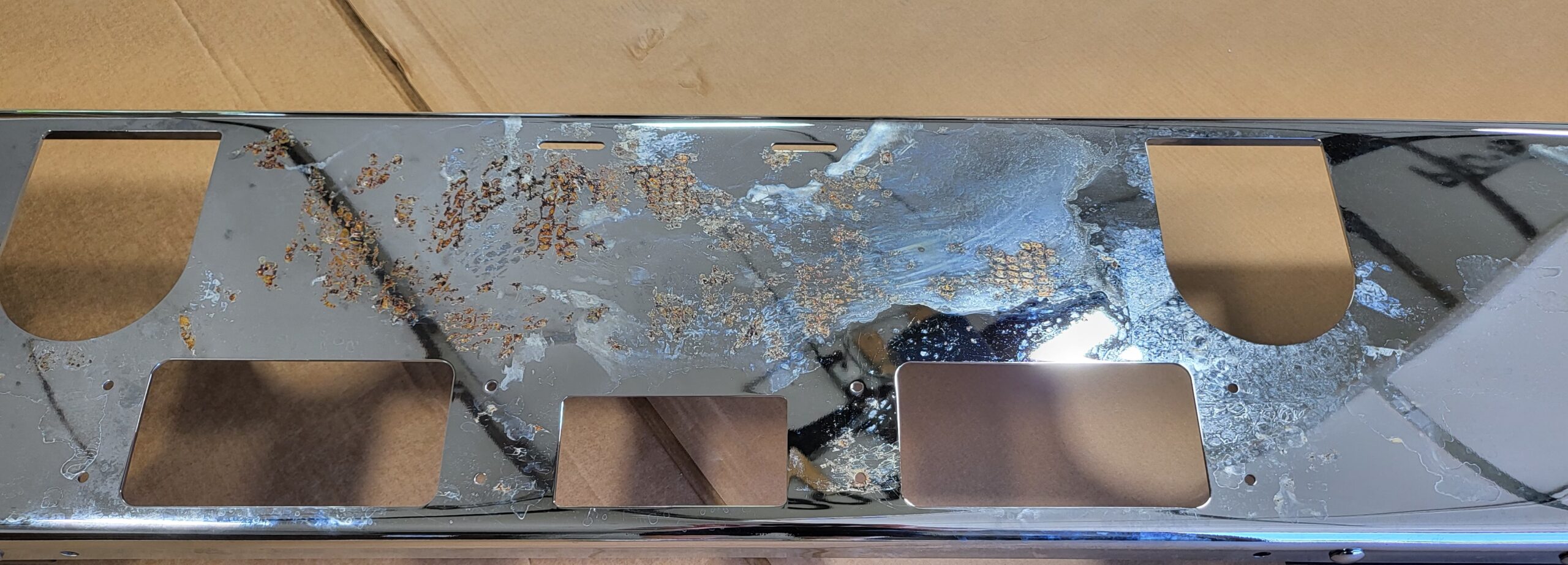 BLEM 150-BM11 Aftermarket, Fits Mack CH613 Bumper SFA 2004 and Older - Image 4